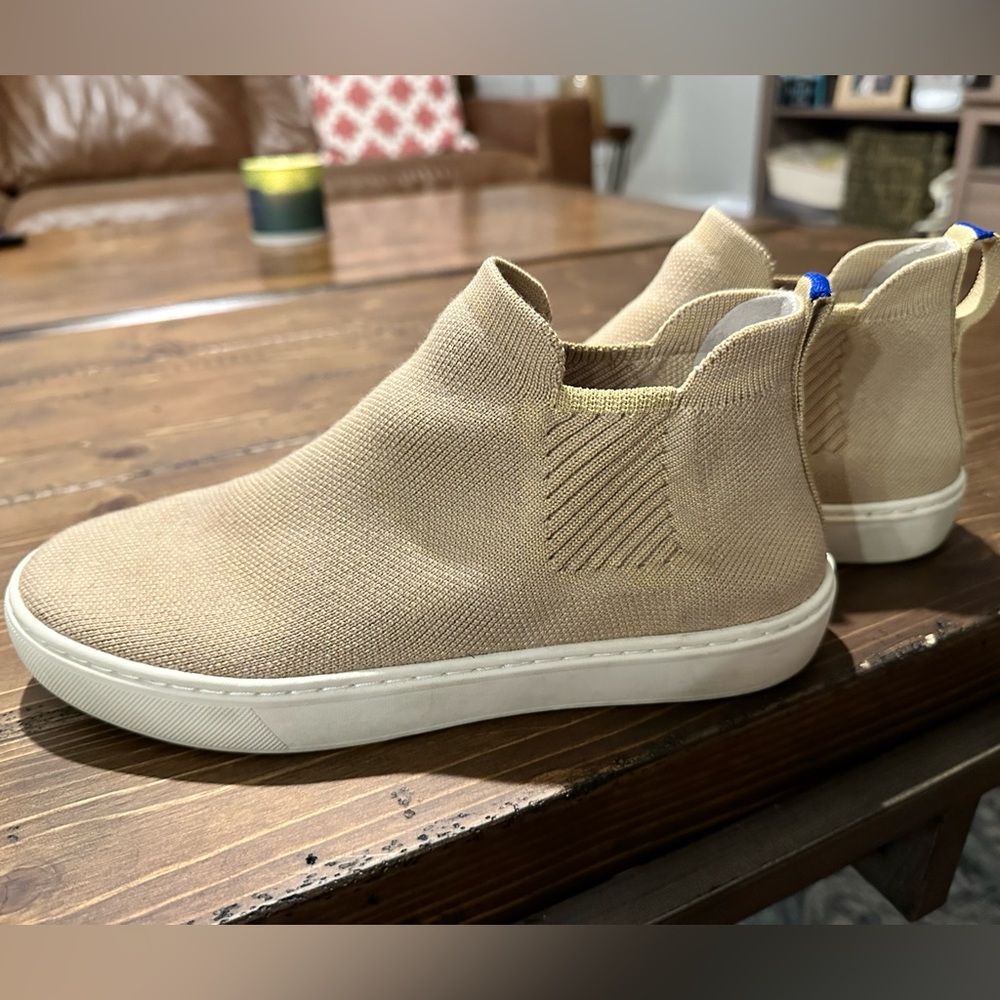 Rothy’s Tan Chelsea